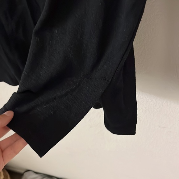 Large black long sleeve tee - Picture 4 of 4